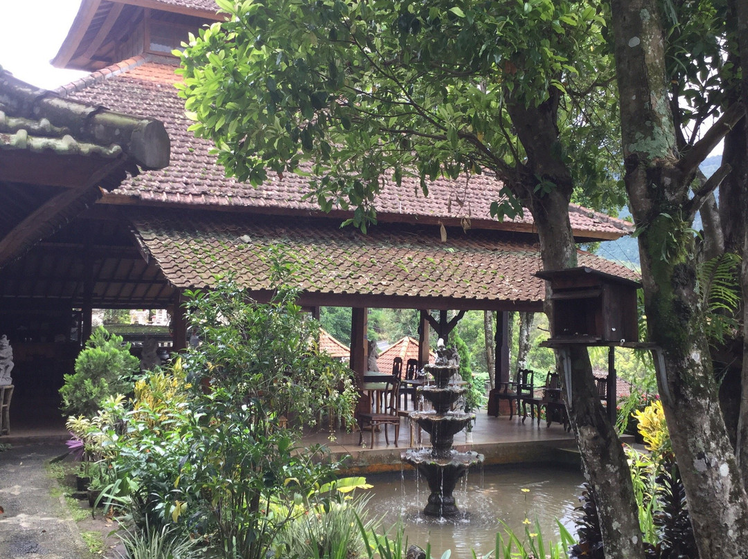 迈奈赫梁简易别墅主图