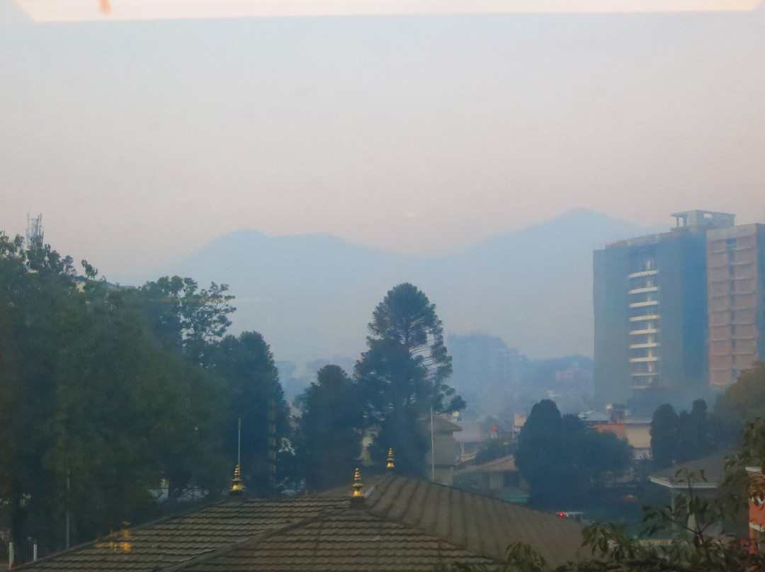 加德满都舒尔迪皇冠假日酒店主图