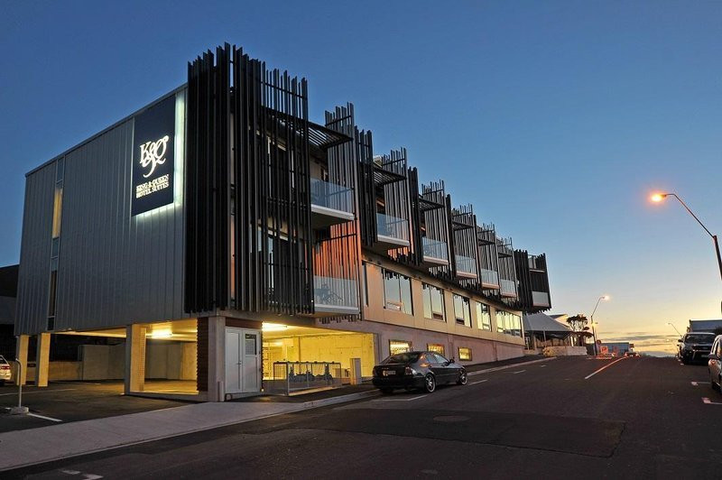 国王和王后套房酒店主图