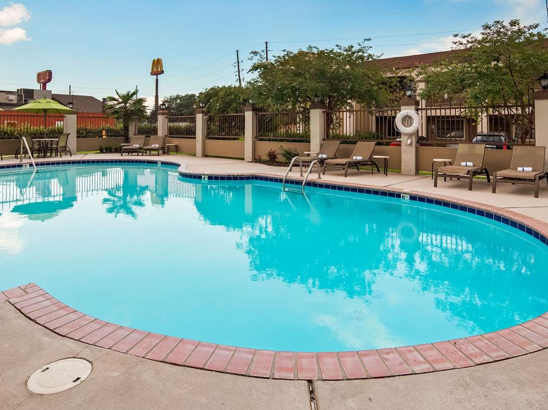 Best Western La Place Inn主图