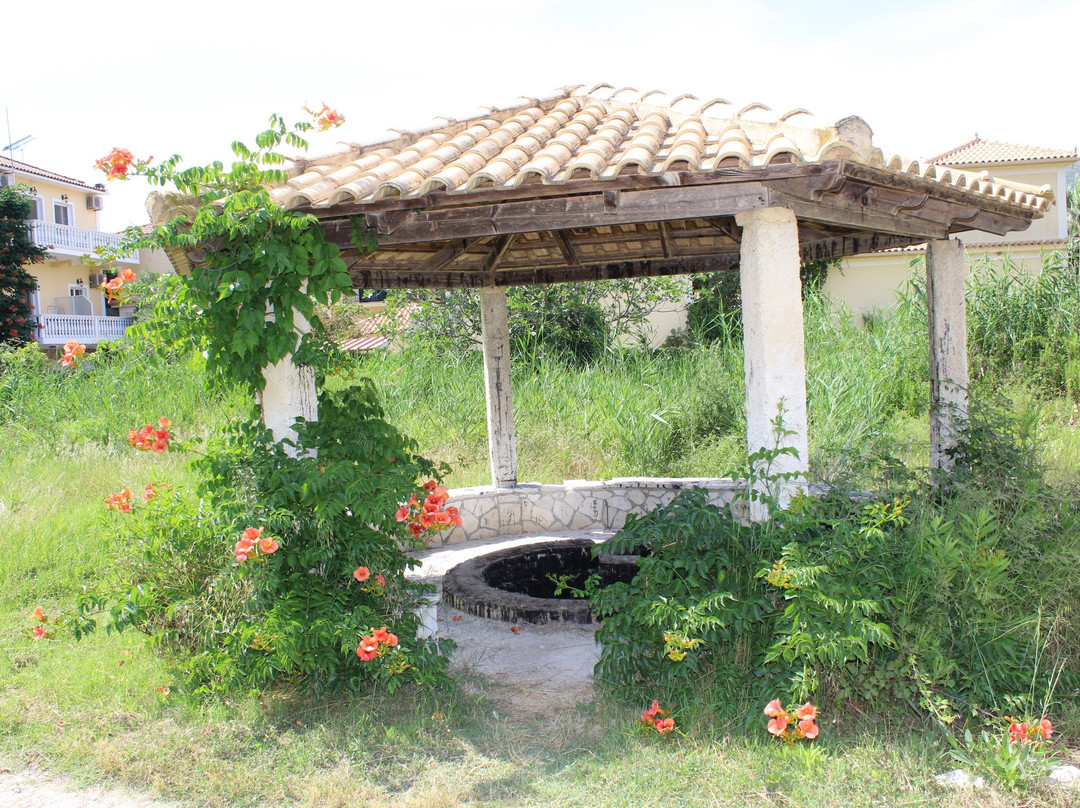 Herodotus Spring-利姆尼科利必去景点