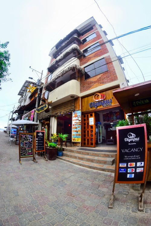 Olympus Hotel主图