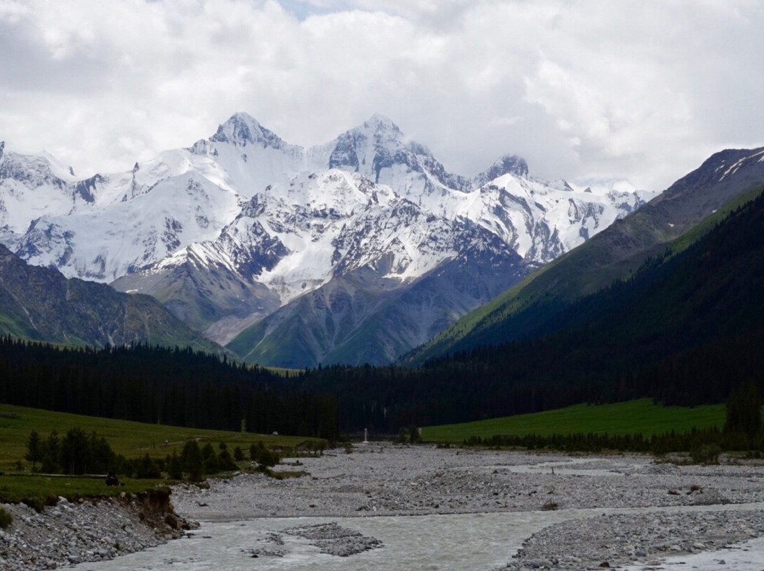 夏塔大峡谷-昭苏县必去景点
