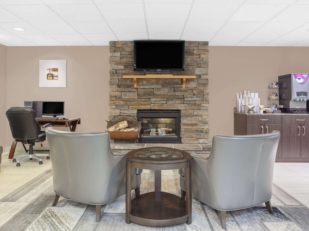 Super 8 by Wyndham Athabasca AB主图