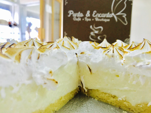 Veintiocho de Noviembre餐馆和美食-Punto y Encanto