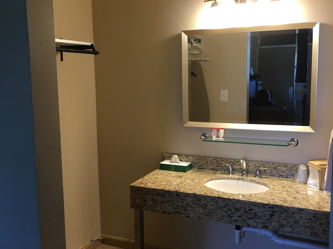 Allen Park Motor Lodge主图