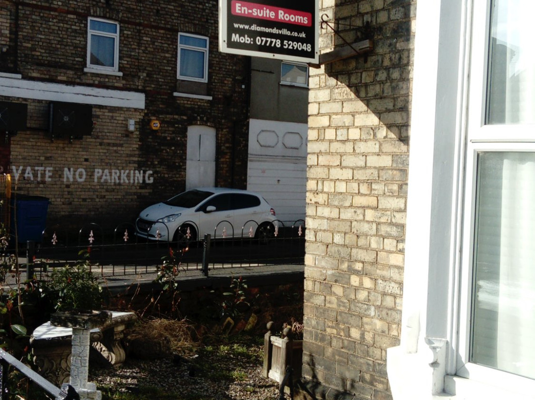 OYO Diamonds Villa主图