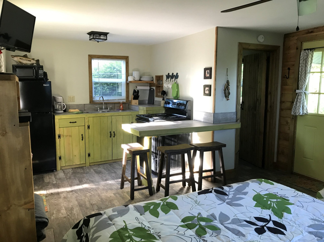 Whispering Woods Cabins