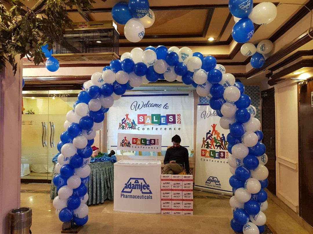 Grace Crown Hotel主图