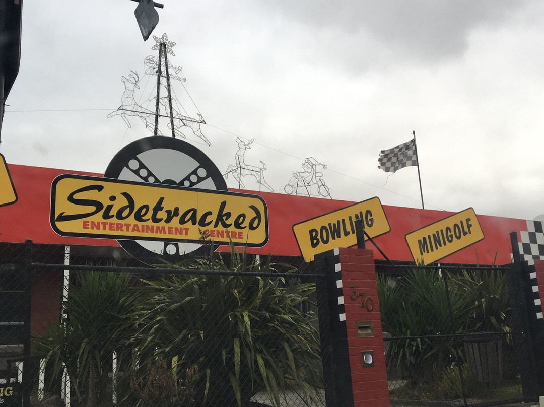 Sidetracked Entertainment Centre景点图片