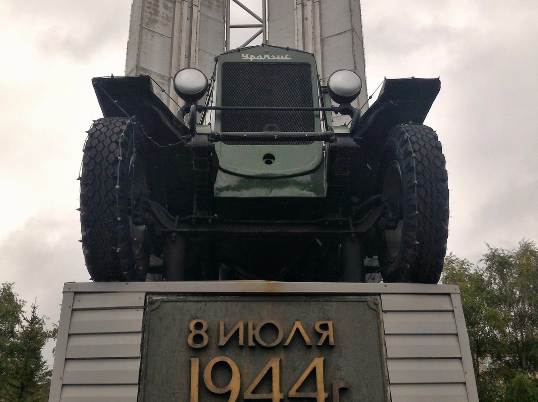 Monument to Ural's First Vehicle景点图片