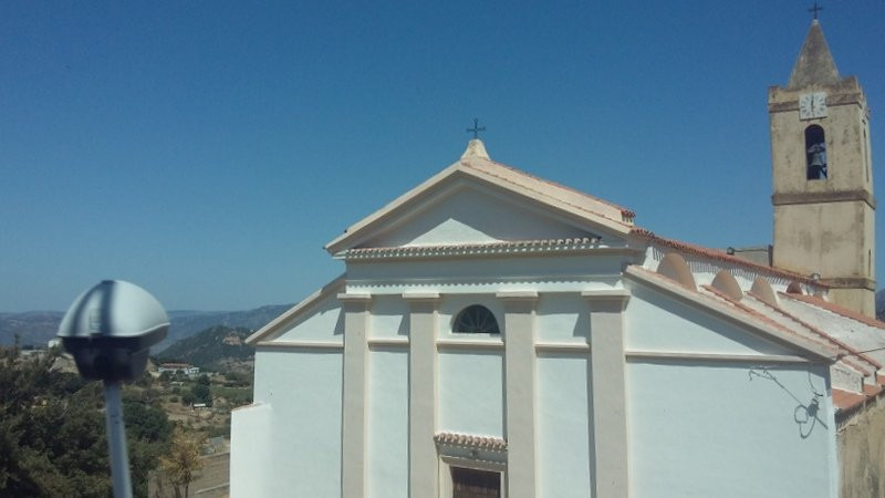 Parrocchia S Pietro Apostolo-Orgosolo必去景点