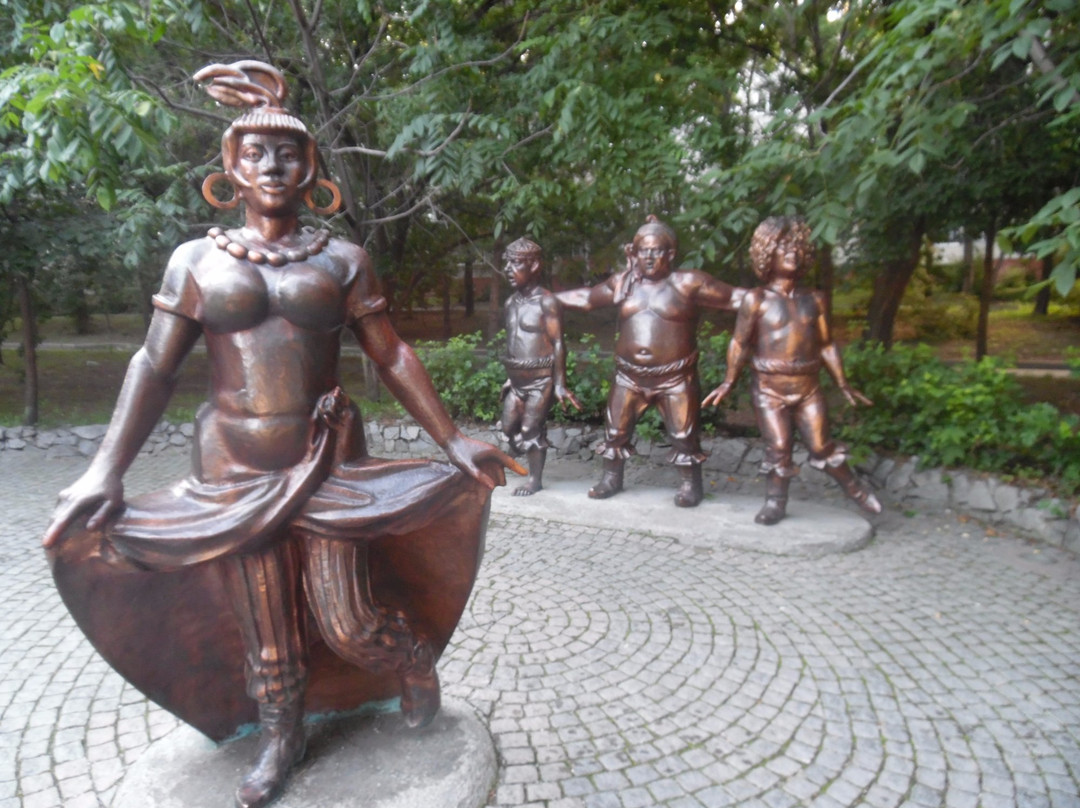 The Bremen Town Musicians Sculpture-哈巴罗夫斯克必去景点
