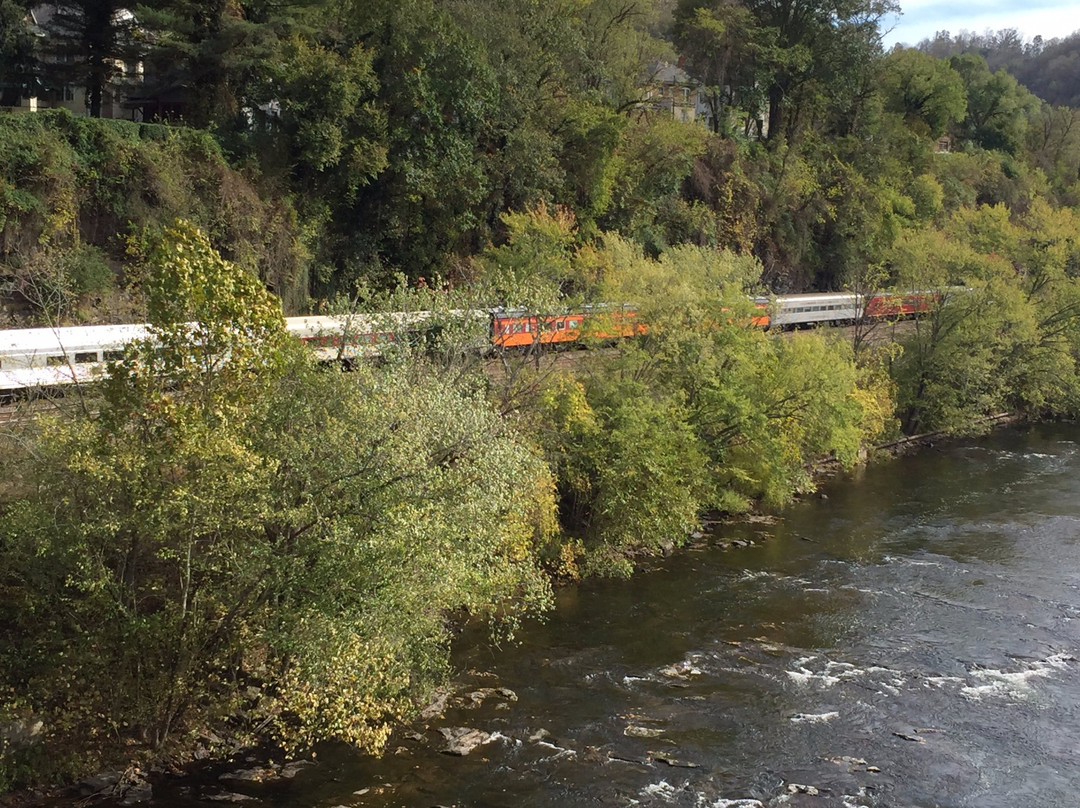 New River Train Excursions-亨廷顿必去景点