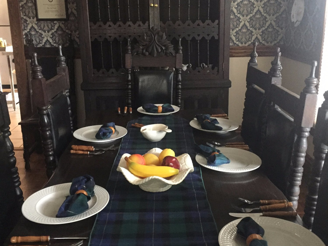 Old Coe House Bed and Breakfast主图