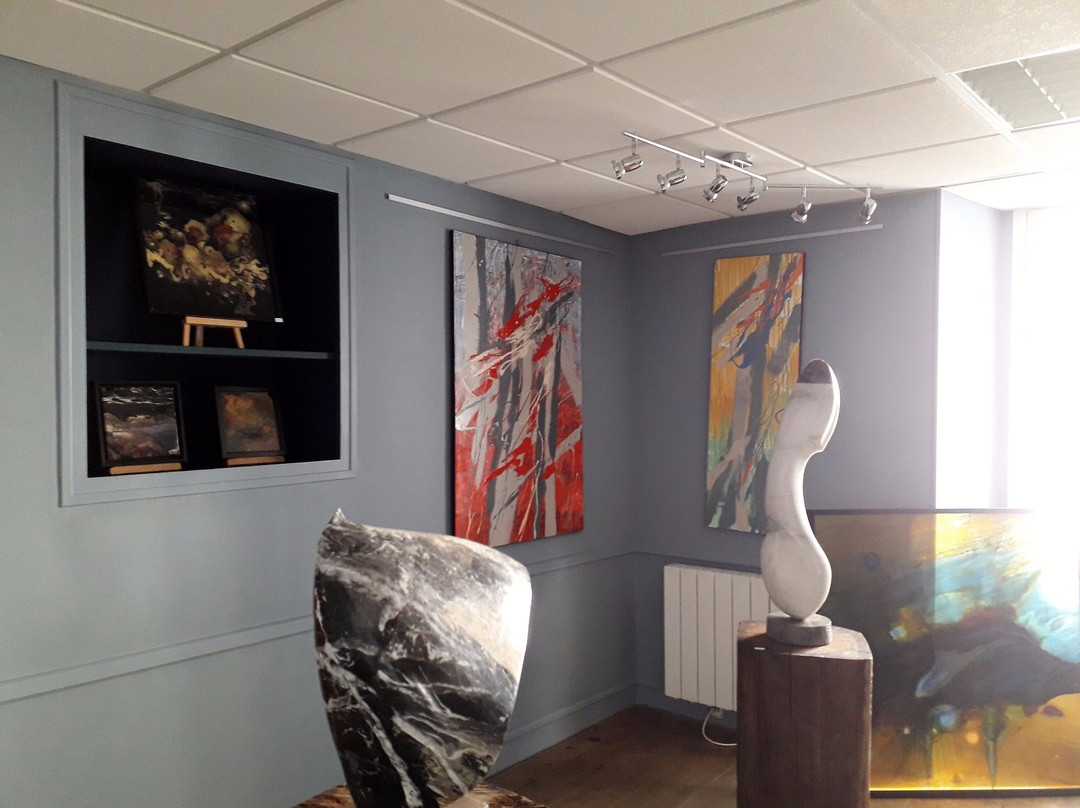 Anywhere Creation-Piegut-Pluviers必去景点