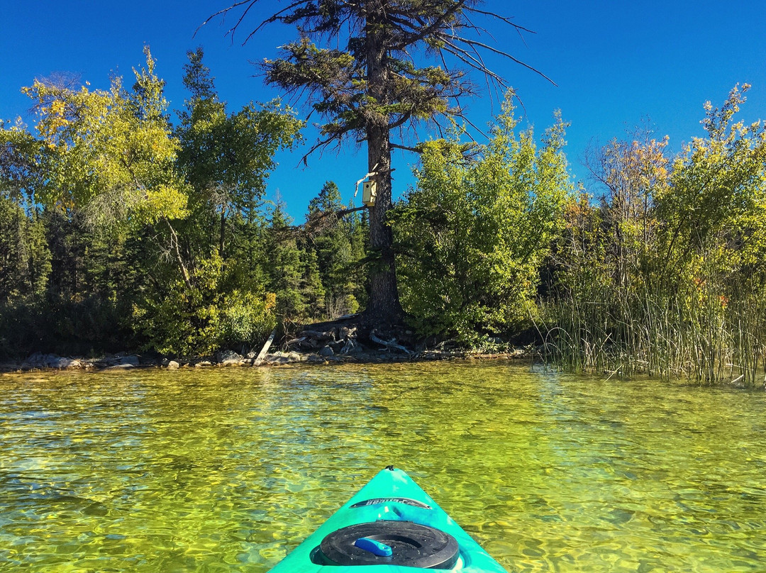 McConnell Lake Provincial Park景点图片