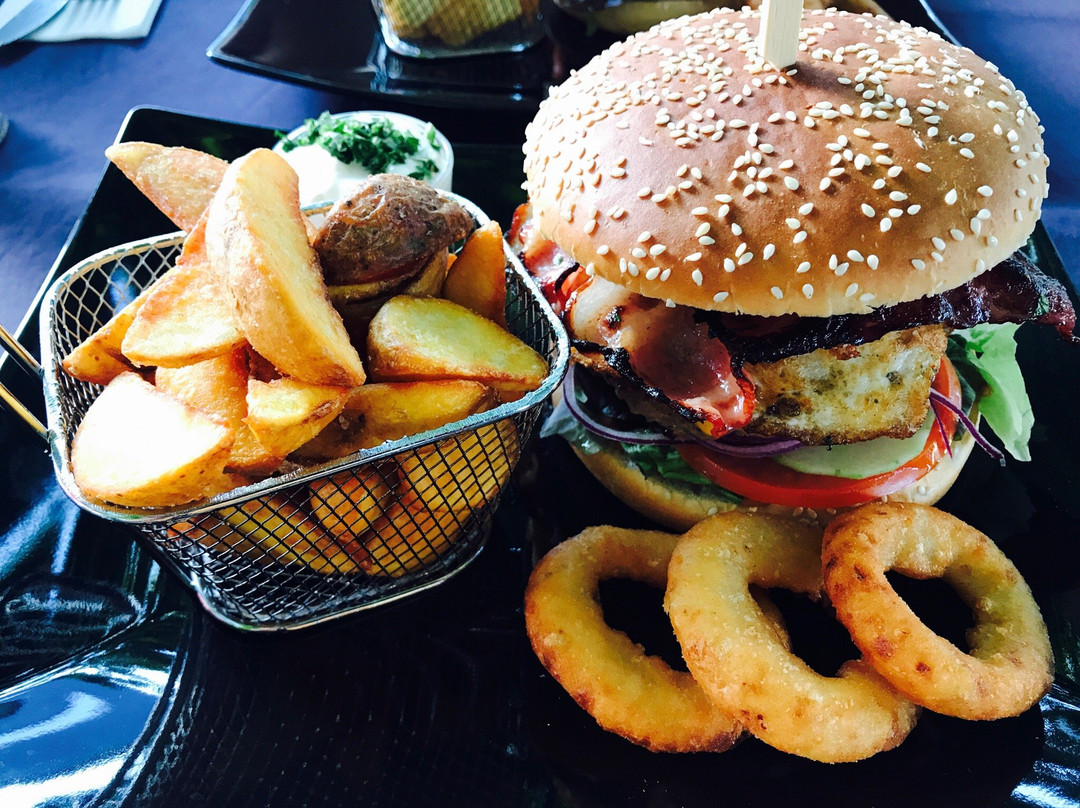 Moosburg餐馆和美食-Gasthof Tigringerhof