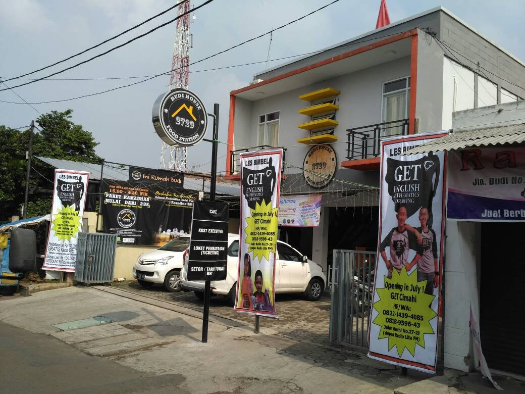 Utama酒店住宿-Budi House & Food Station