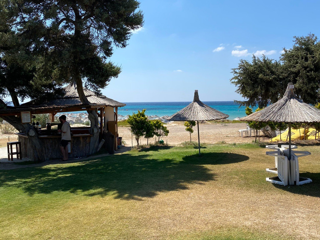Copacabana Beach Club-阿勒腾库姆必去景点