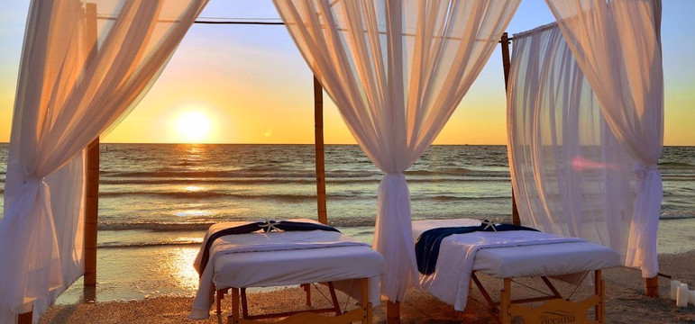 Windswept Spa-斩魔山必去景点