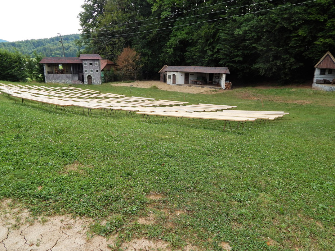 Trebnje旅游景点-Open Air Museum of Josip Jurčič