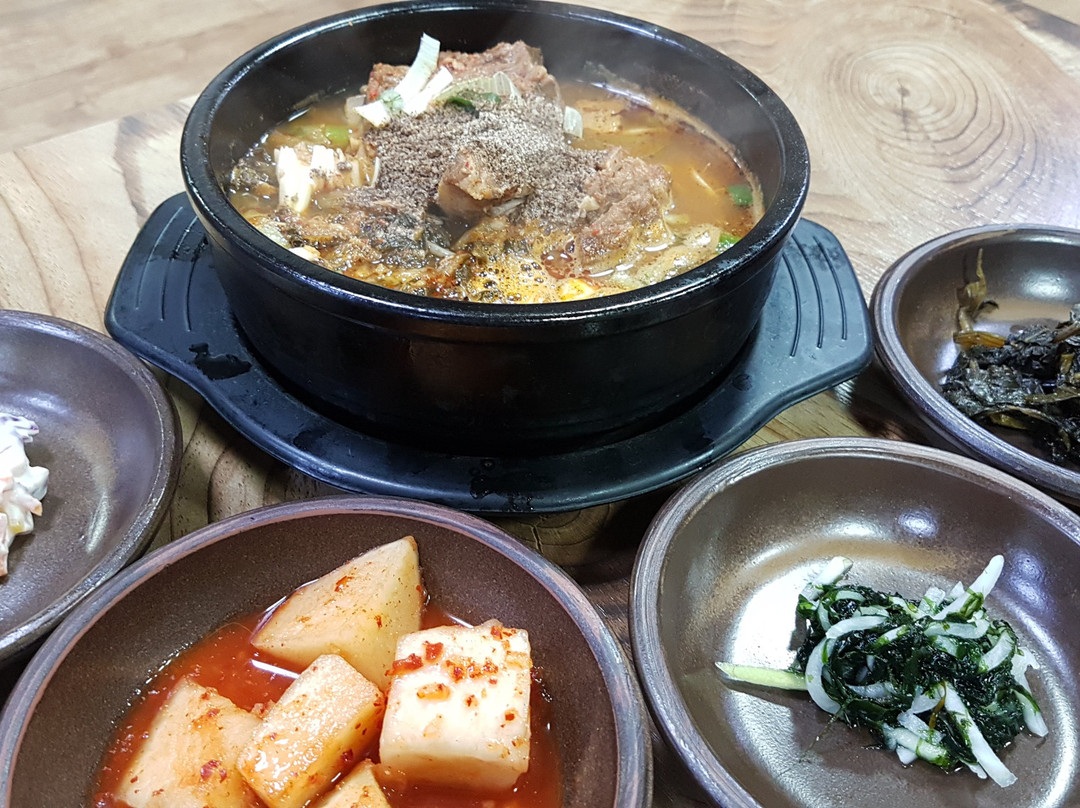 찬이네가마솥감자탕