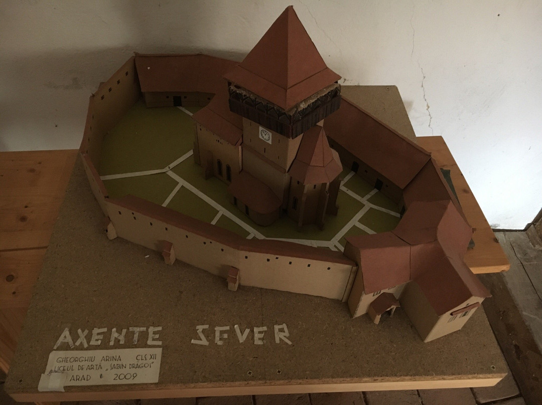 Wehrkirche Frauendorf-Axente Sever必去景点