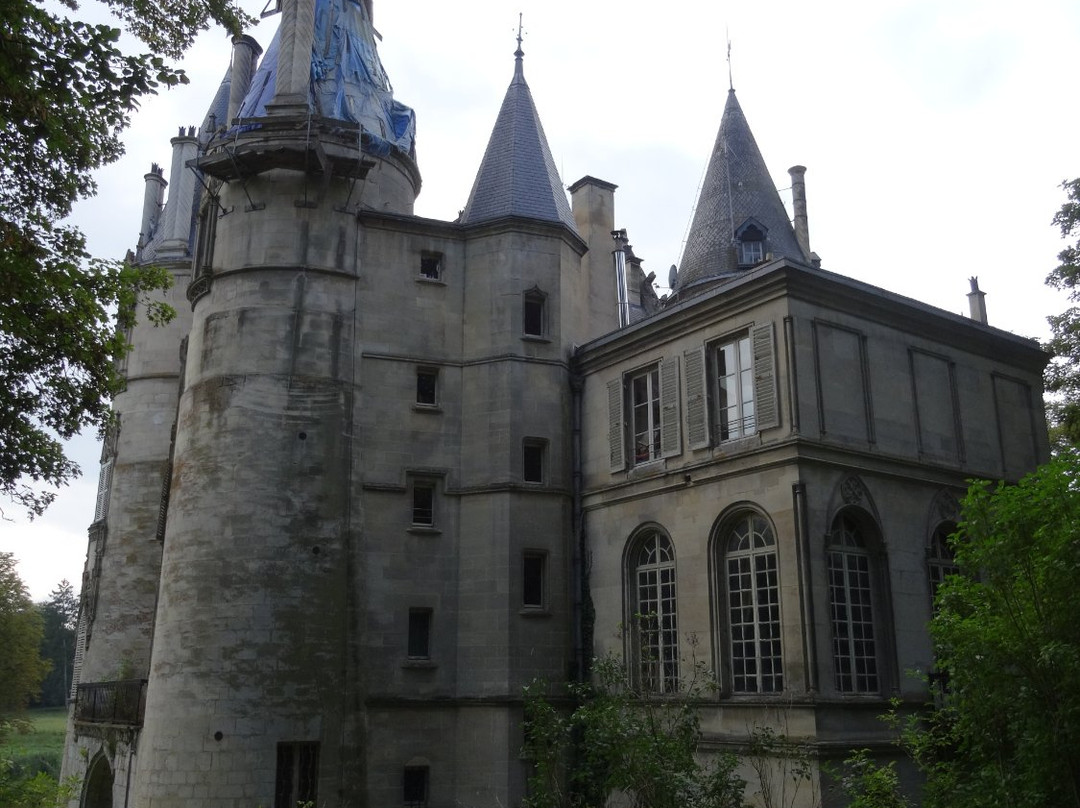 Château de Mont-l'Eveque景点图片