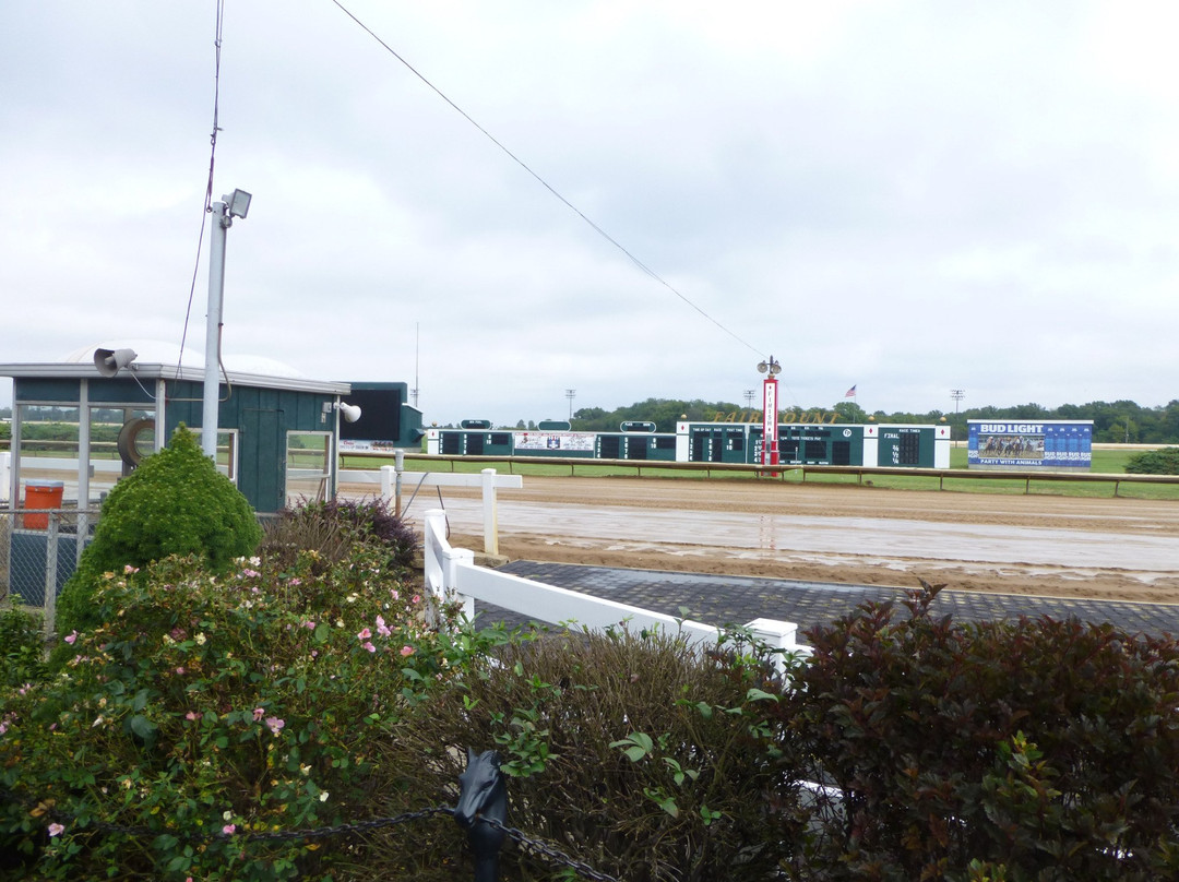 FanDuel Sportsbook and Horse Racing-科林斯维尔必去景点