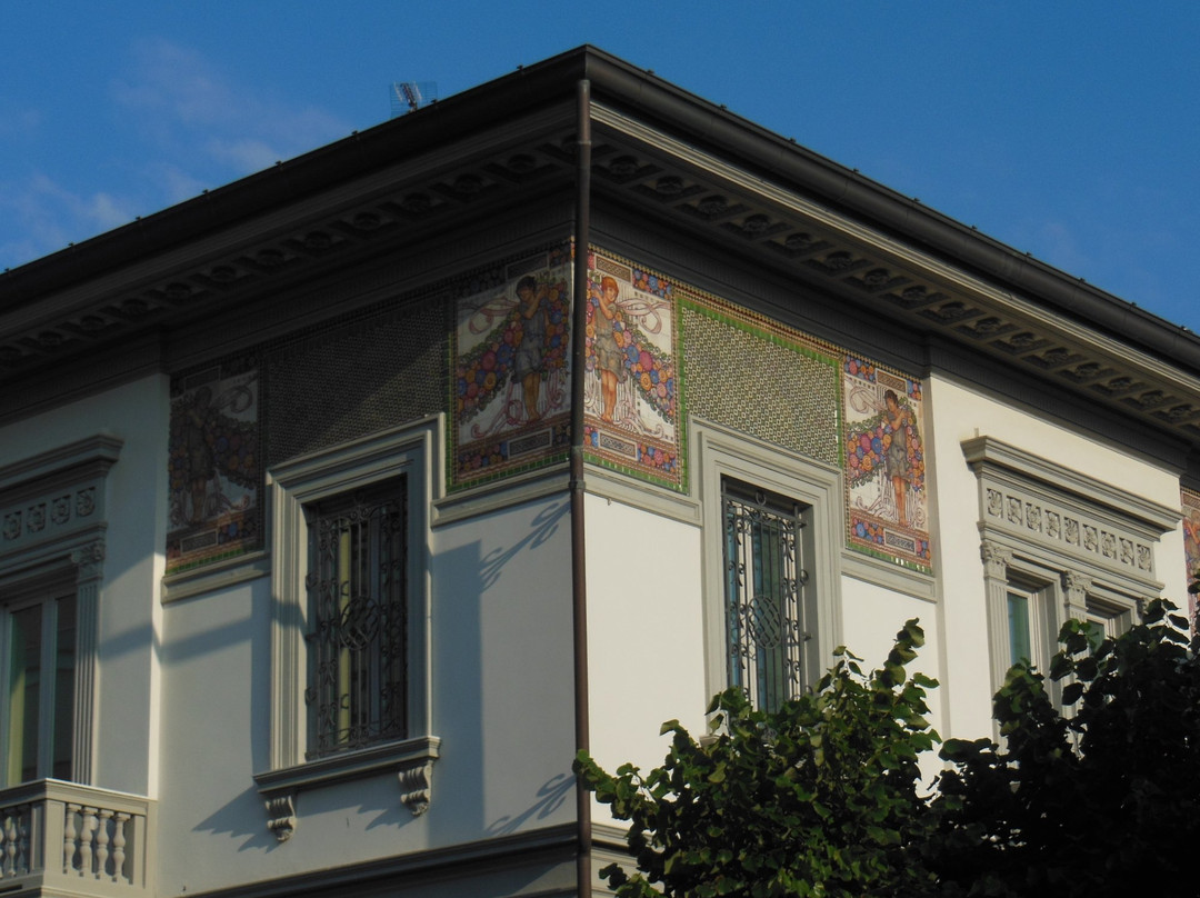 Centro MATTEUCCI-维亚雷焦必去景点