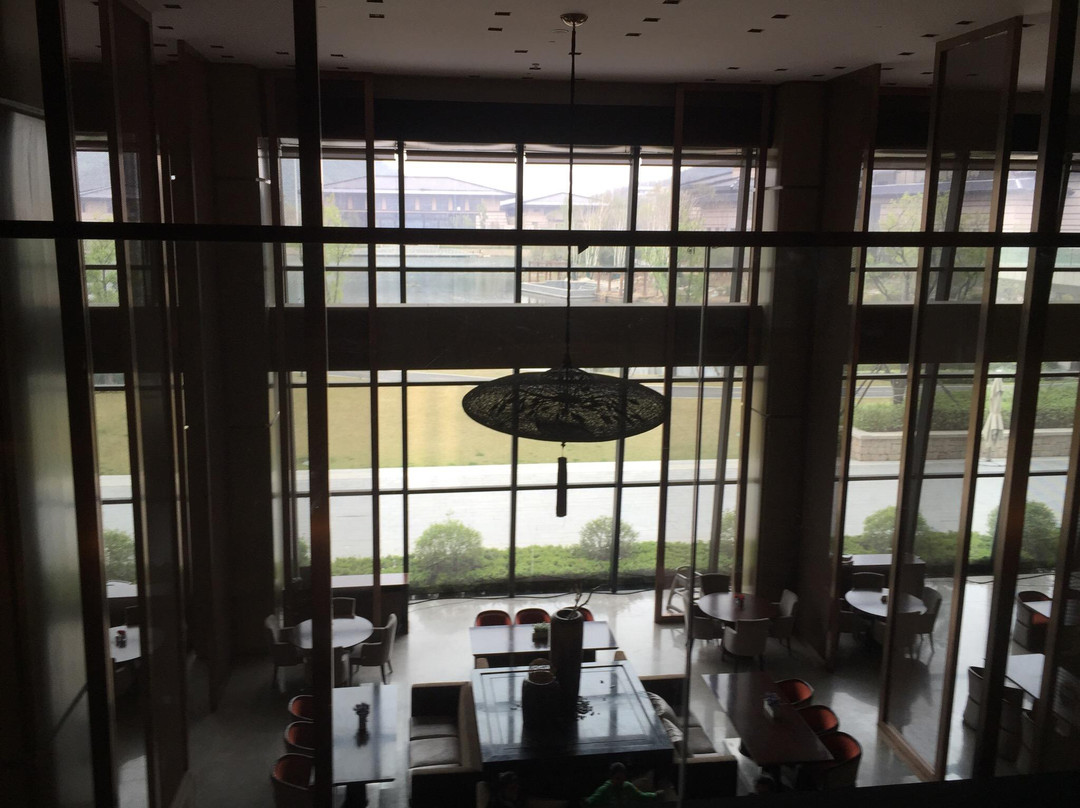 棋盘山绿地铂瑞酒店主图