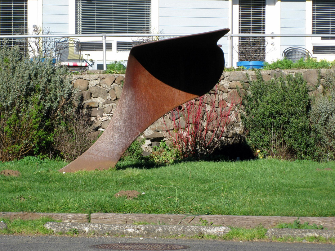 Bazalgette the Whale at Whale Park-亚查茨必去景点