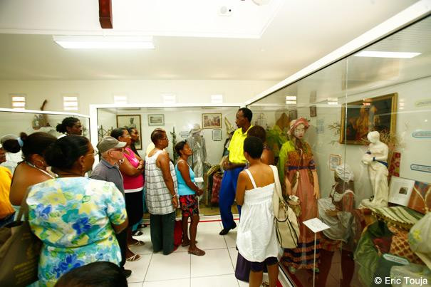 Musée Costumes et Traditions-Le Gosier必去景点