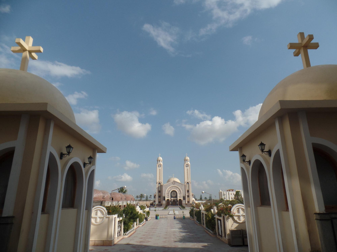Deir Mar Mina (St. Mina Monastery)景点图片