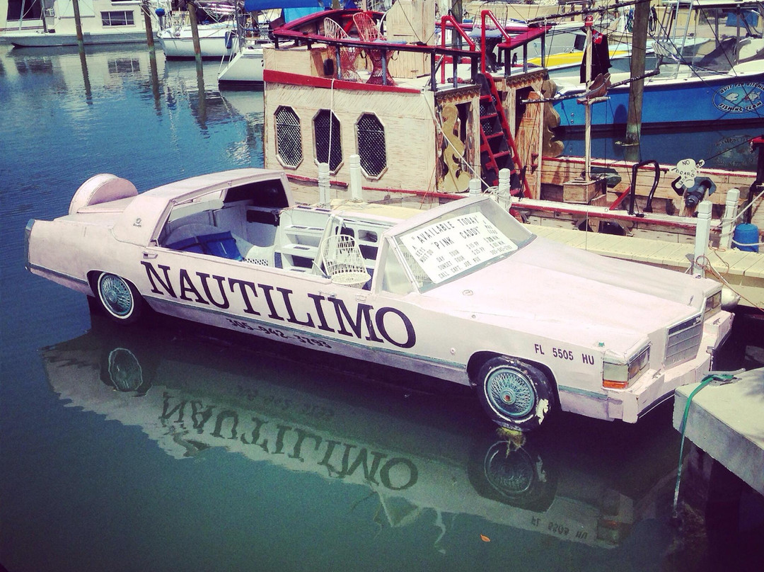 NautiLimo-伊斯拉摩拉达必去景点