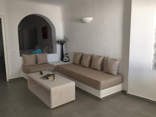 the White, Santorini-费拉必去景点