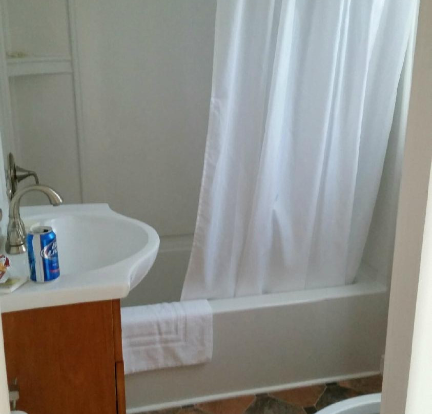 Tower Circle Motel主图