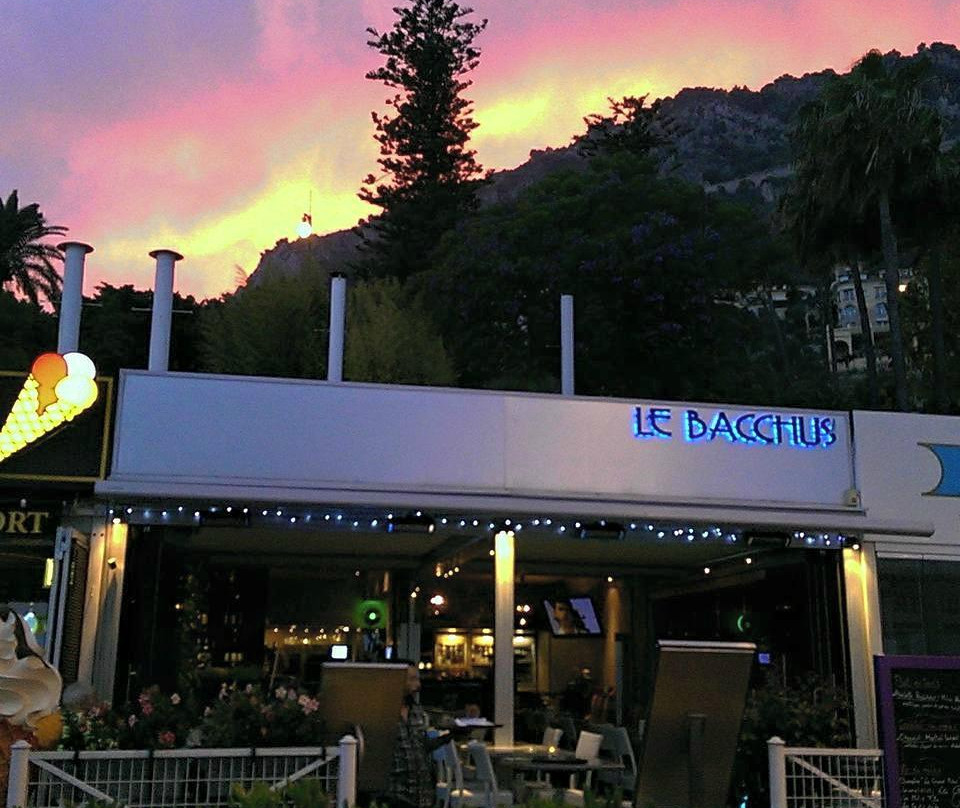 Le Bacchus