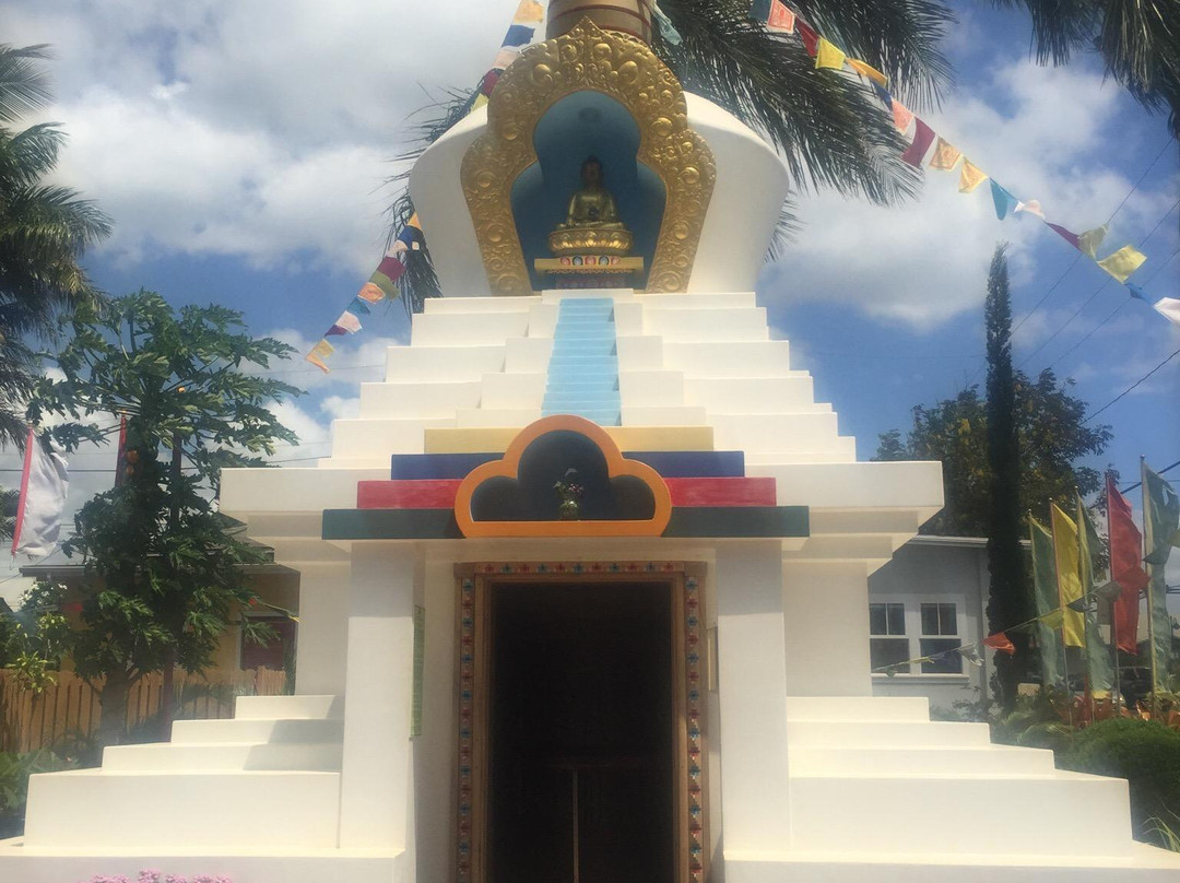 芭雅和平佛塔-芭雅必去景点