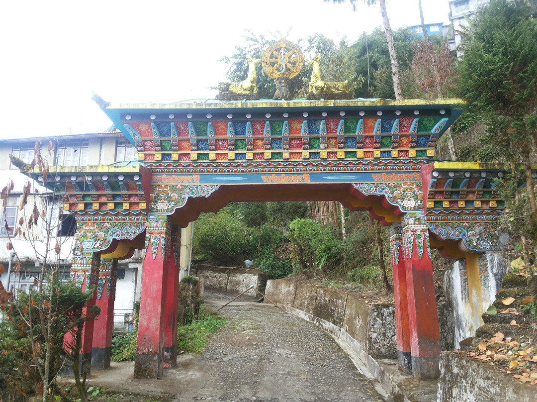 Bhutia Busty Gompa Monastery景点图片