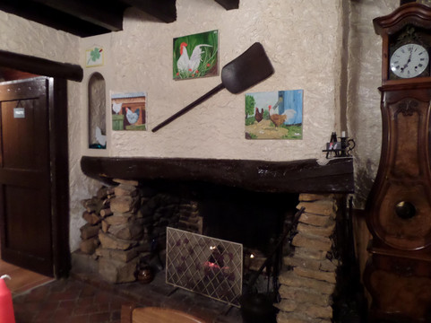 Cormoz旅游攻略图片