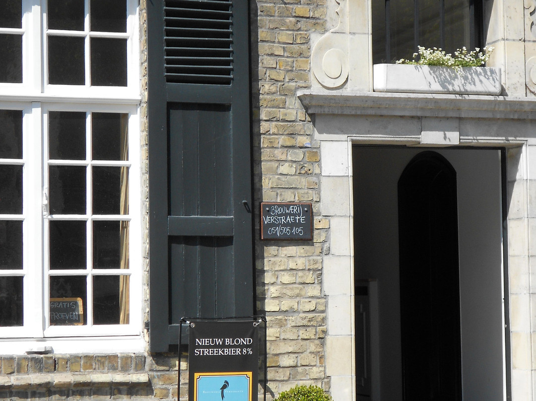 Oostkerke旅游景点-Papegaei