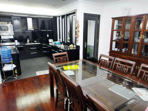 Little Barry's Home主图