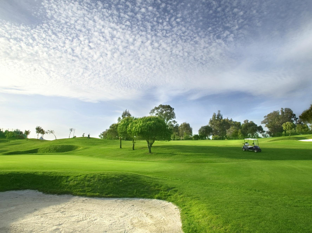 Almenara Golf Club景点图片