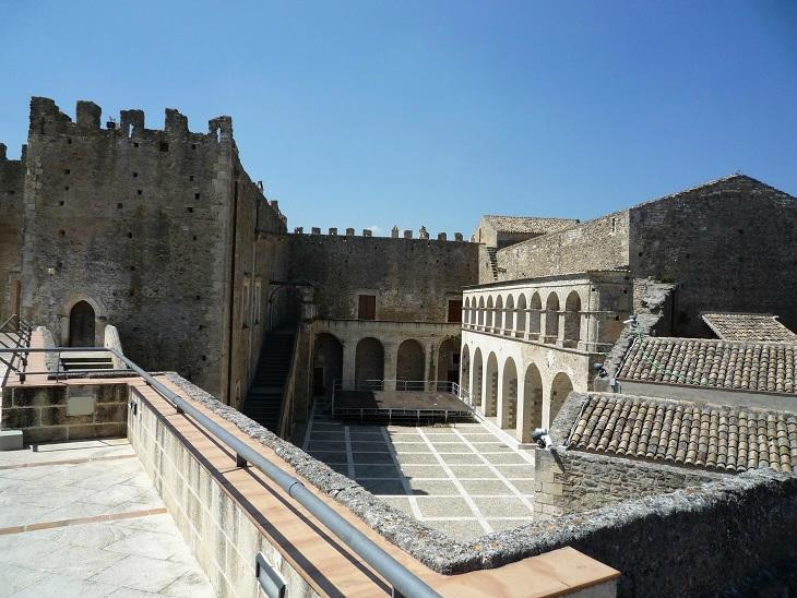 Ferrandina旅游景点-Castle of Malconsiglio