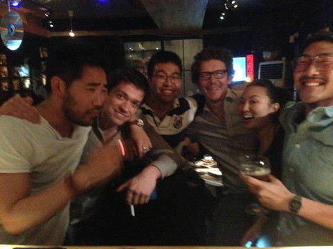 Soul Train Vintage Music Lounge-首尔必去景点