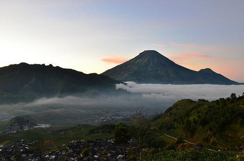 Dieng Viewpoint景点图片