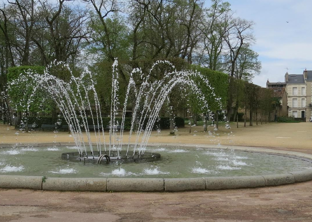 Parc de Blossac-普瓦捷必去景点