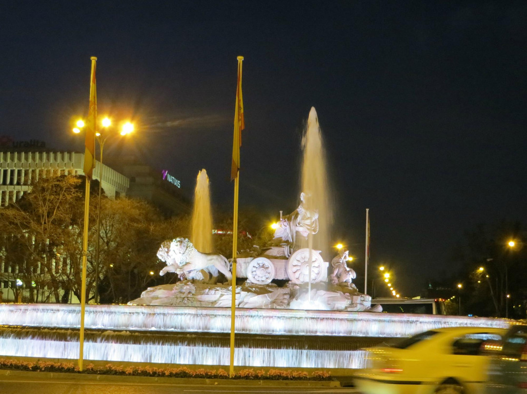 大地女神喷泉-马德里必去景点